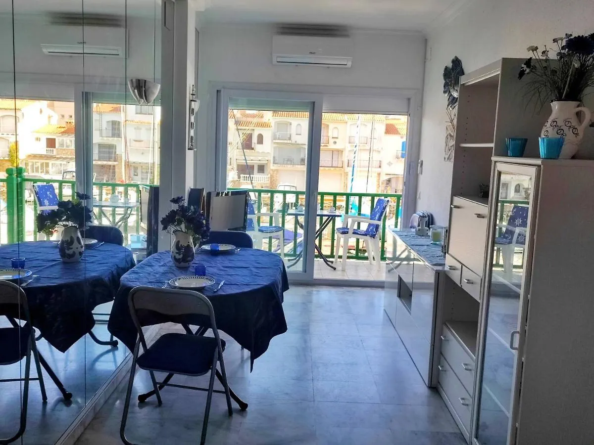 Port Ducal A102 Apartman Empuriabrava Spanyolország